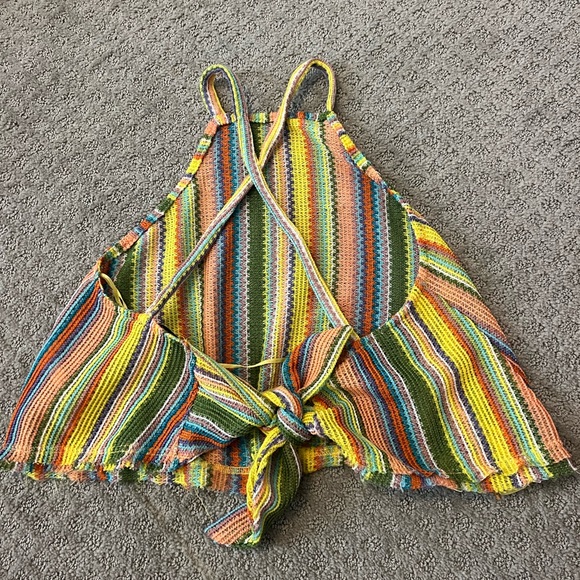 CUTE BOUTIQUE TOP SIZE SMALL - Picture 2 of 2